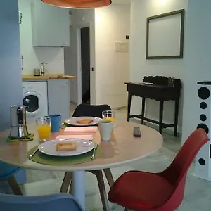 https://pop-art-house-historical-center.hotelsinnerja.org